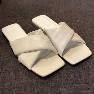 Zara flat padded leather sandal